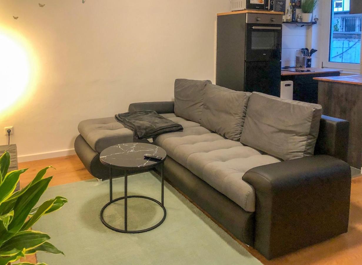 Apartmán Gruene Oase Mit Balkon I Eg Duisburg Exteriér fotografie
